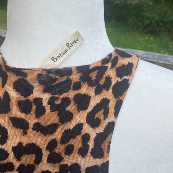 Gorgeous Leopard/Hot Pink Maxi Dress - Picture 7 of 8